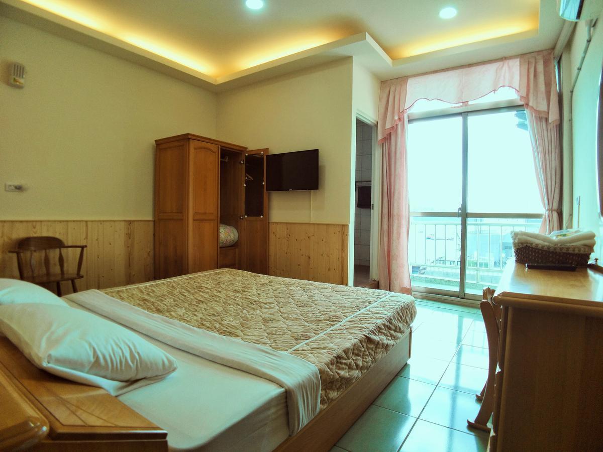 Sun Moon Lake Fisherman Homestay Юйчи Экстерьер фото